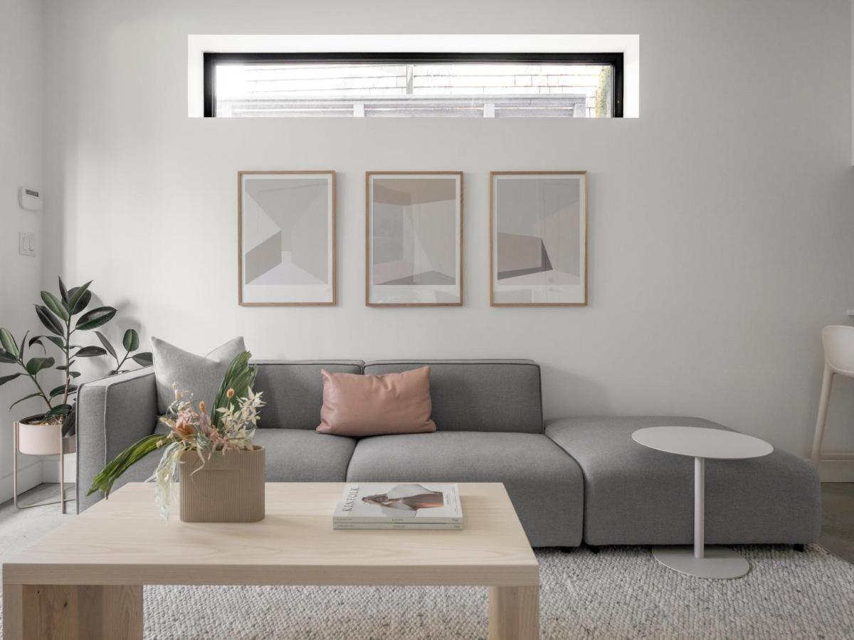 Welcome To Kinn Apartment - Lovely One Bedroom バンクーバー エクステリア 写真